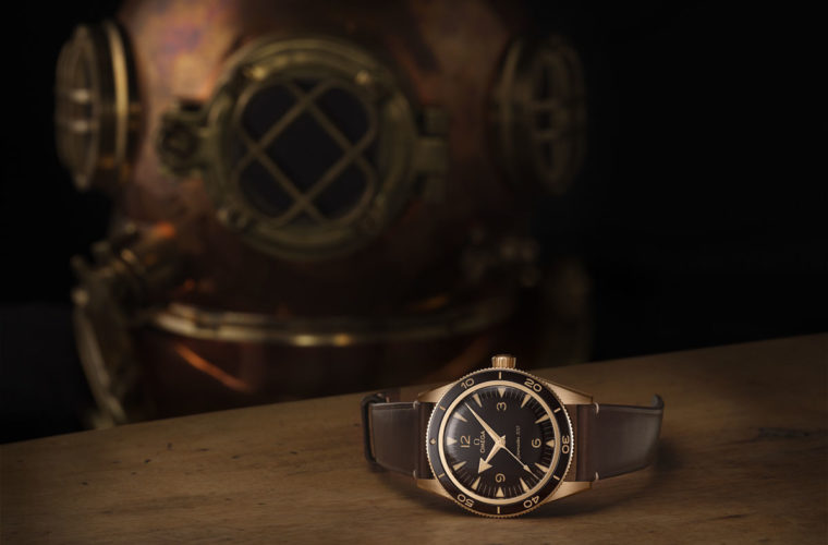 La cassa in bronzo dell'Omea Seamaster Bronze Gold