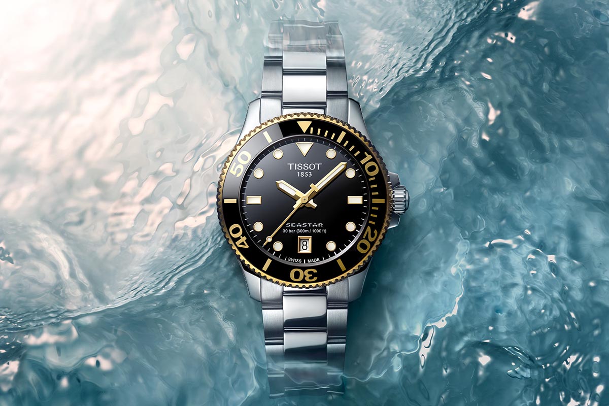 Il Tissot Seastar 1000 nero con dettagli dorati