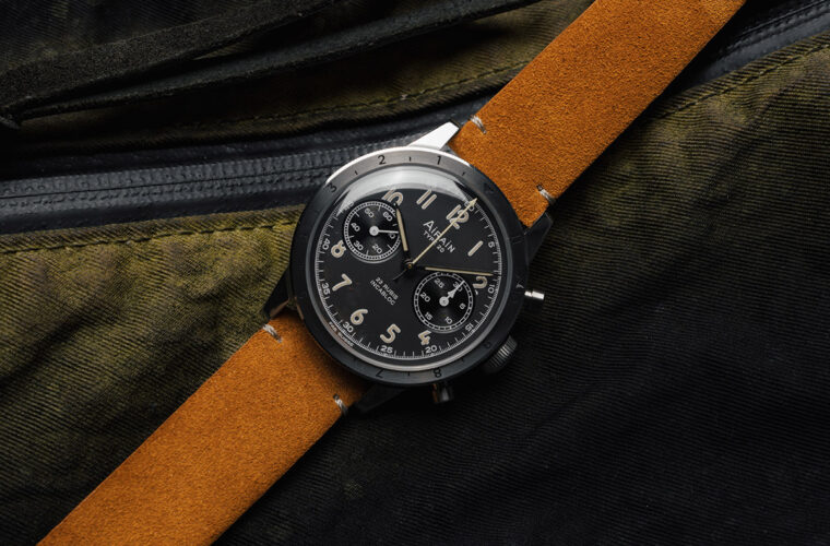 L'Airain Type 20 con cinturino in pelle